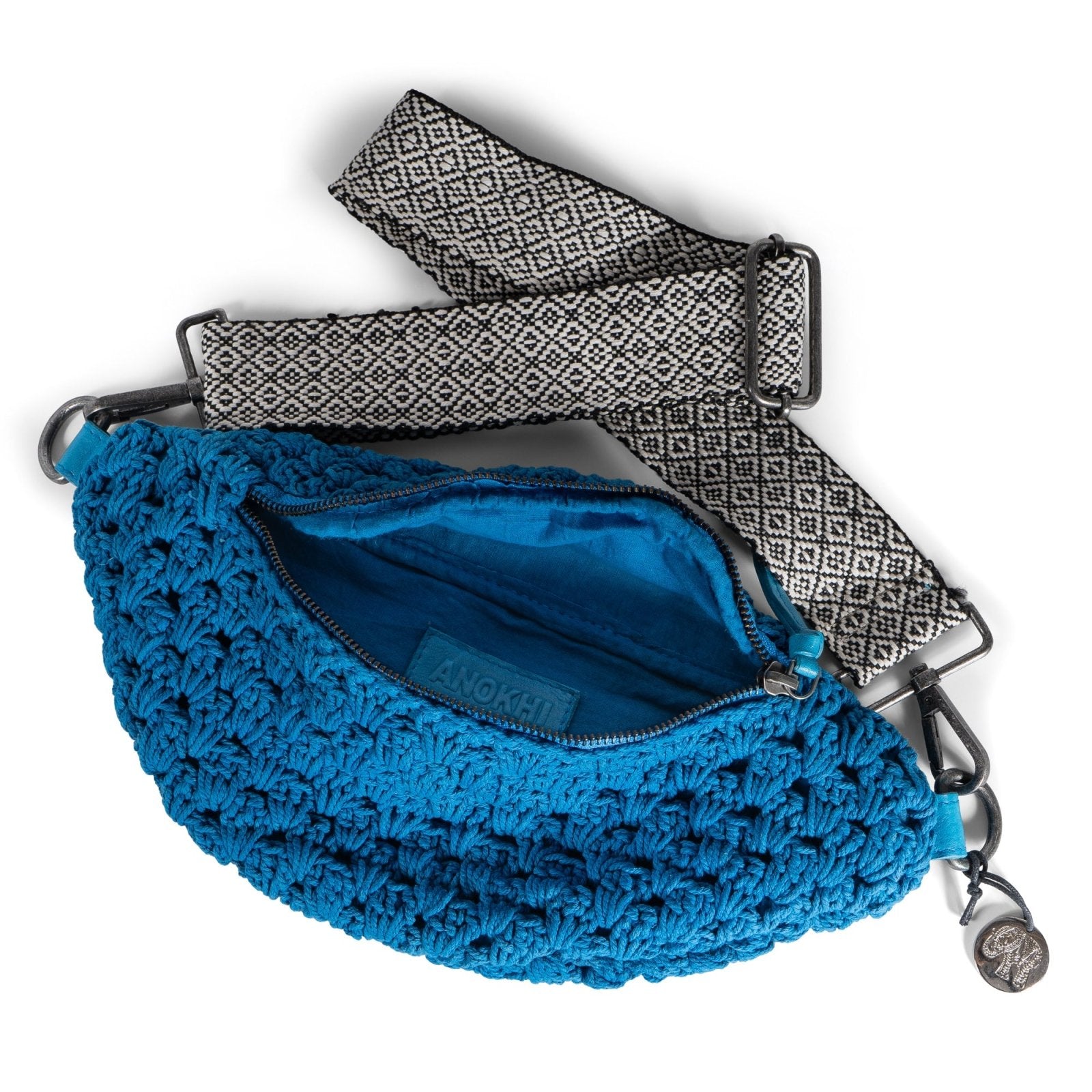 Bauchtasche gehäkelt Handarbeit blau - ANOKHI