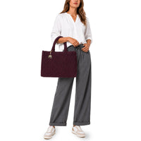 Schultertasche Jessy Large Bouclé mit Seitentaschen - ANOKHI
