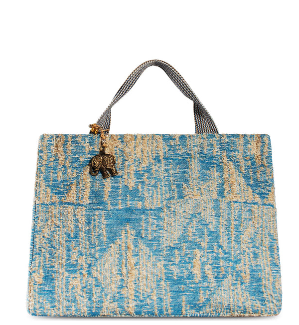 Schöne große Soft Bag aus gewebtem Jacquard mit zwei Henkeln zwei Schultergurten und einem Hauptfach
