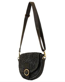 Basttasche aus feinem Raffia