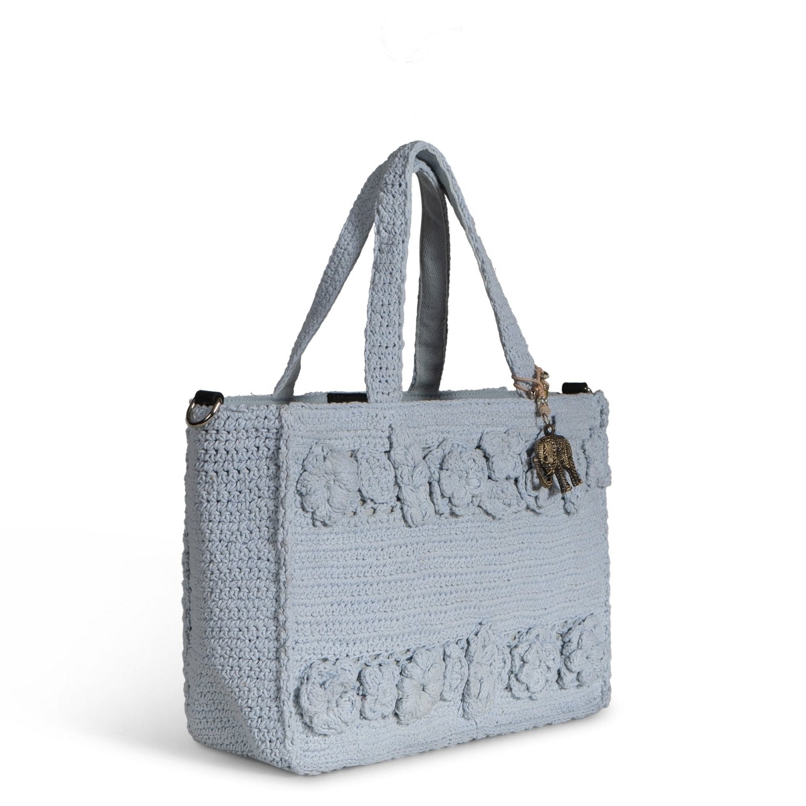 Tote Bag mittlere Größe gehäkelt Handarbeit Blumenmuster hellblau - ANOKHI