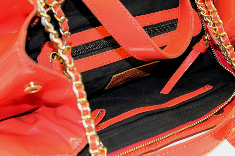 "Ebony" Lacktasche aus Leder