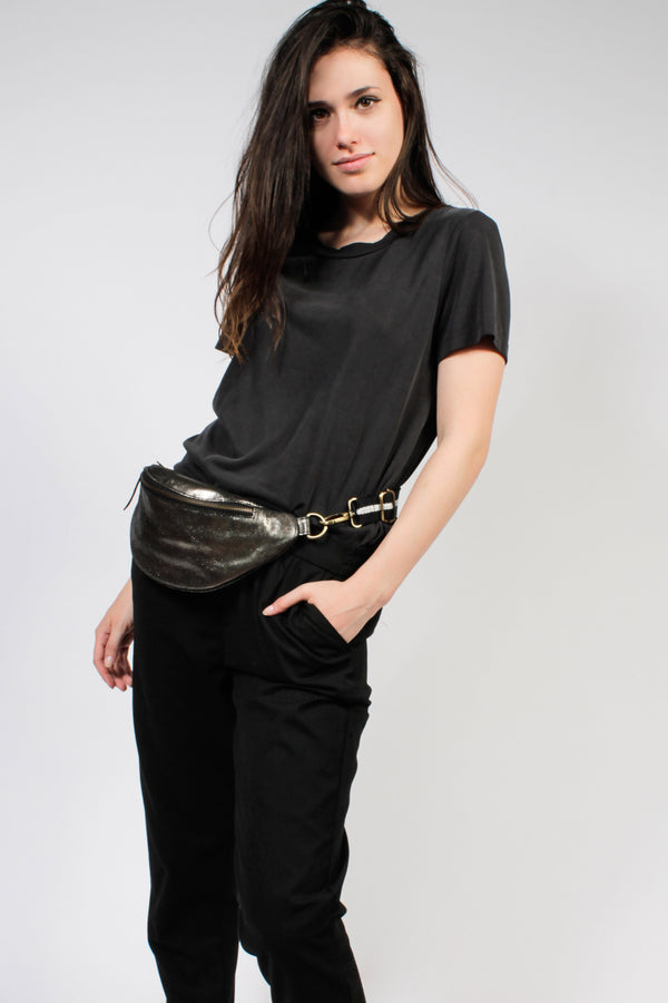"Charlie M" Beltbag aus Leder in Metallicoptik
