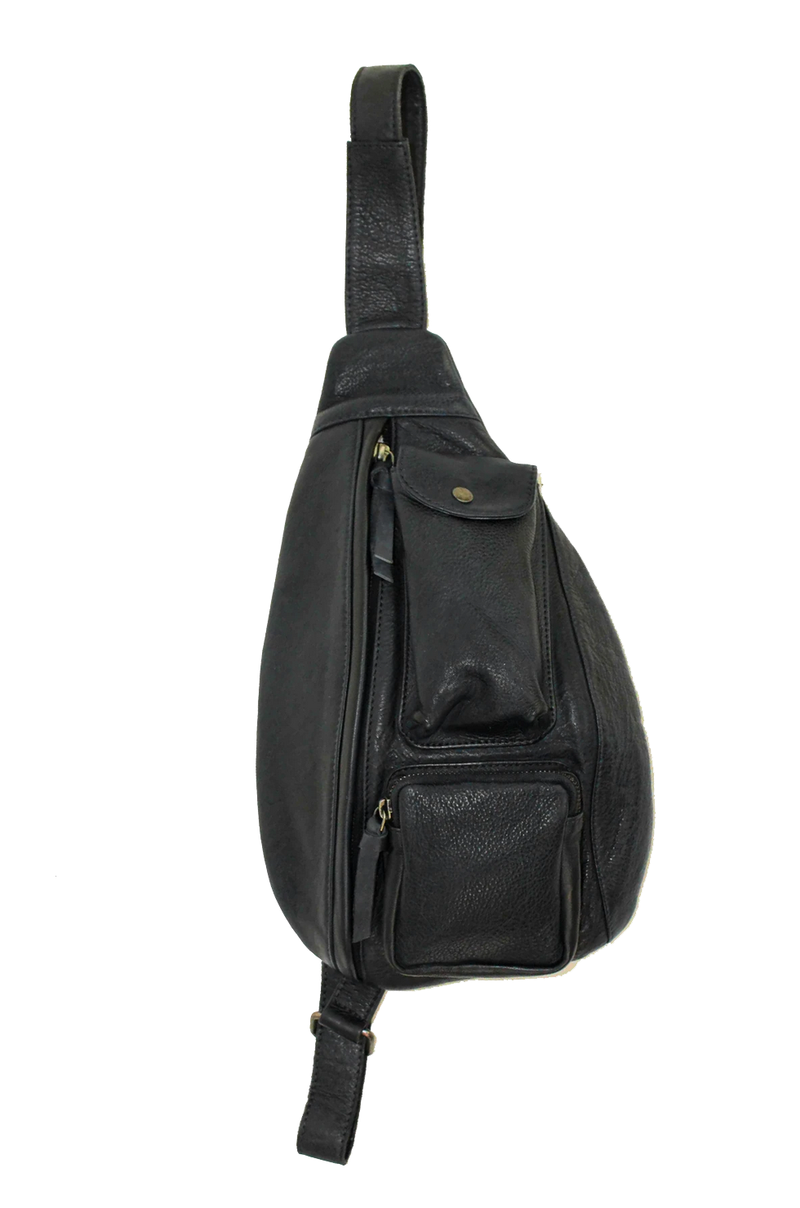 "Linda M" in schwarz