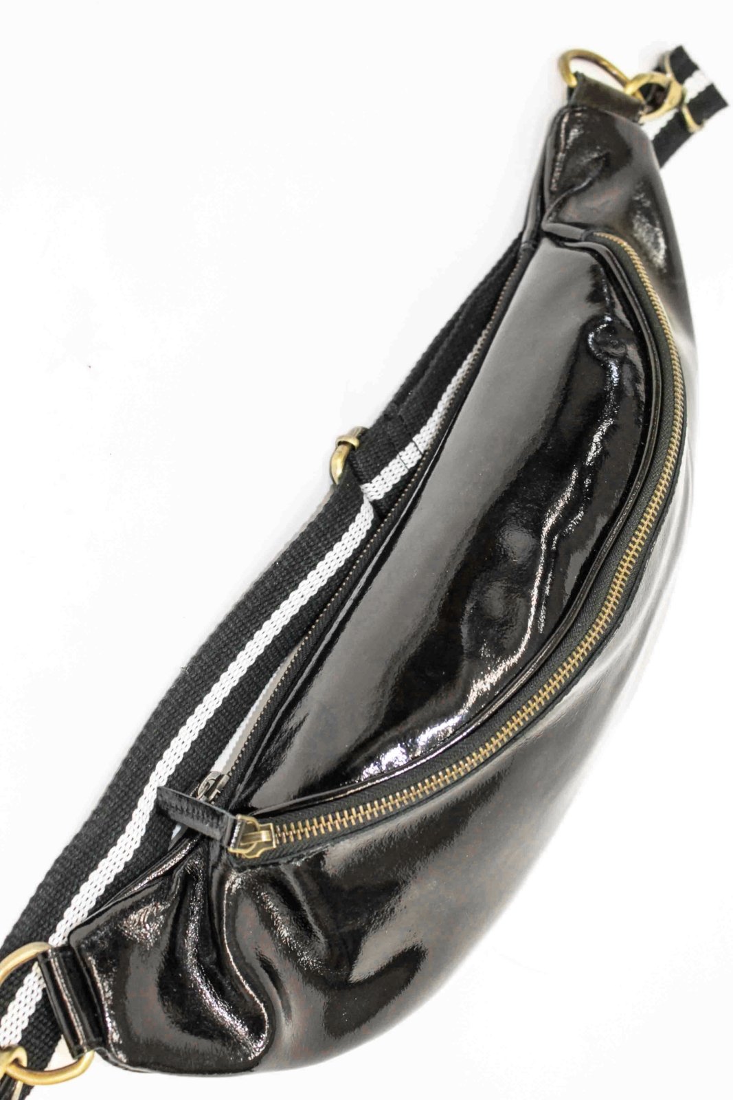 Charlie L" in schwarzem Lackleder - ANOKHI