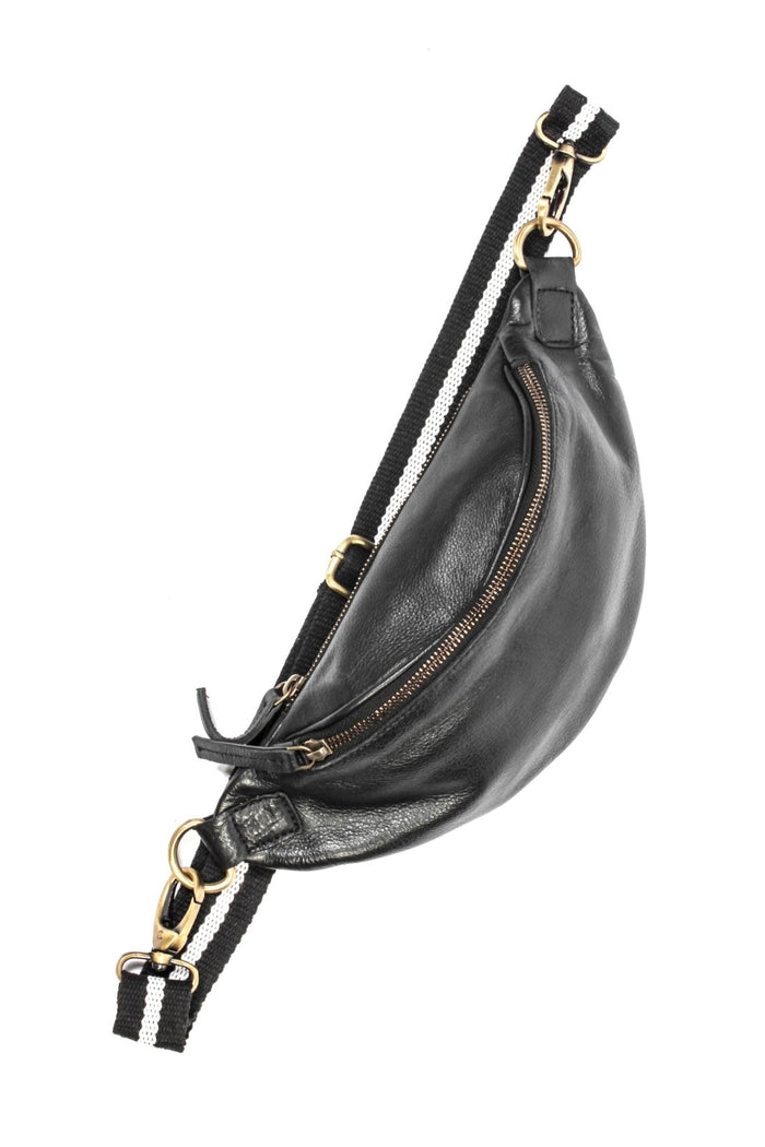Schwarze Leder Beltbag "Charlie M - ANOKHI